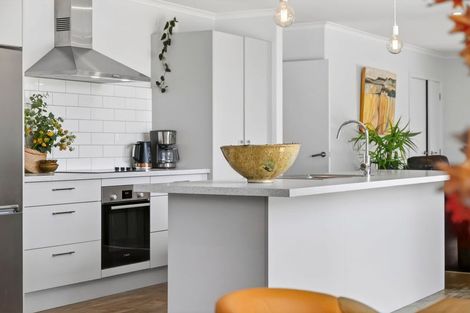 Photo of property in 9 Isthmus Place, Lake Hawea, Wanaka, 9382