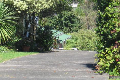 Photo of property in 24a Savoy Road, Glen Eden, Auckland, 0602