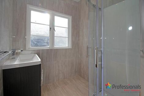 Photo of property in 27 Vine Street, Mangere East, Auckland, 2024