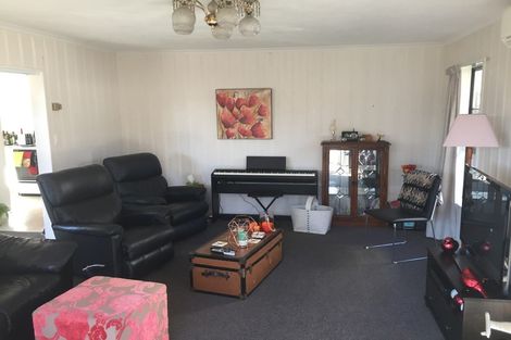 Photo of property in 4 Ladbrokes Place, Fendalton, Christchurch, 8052