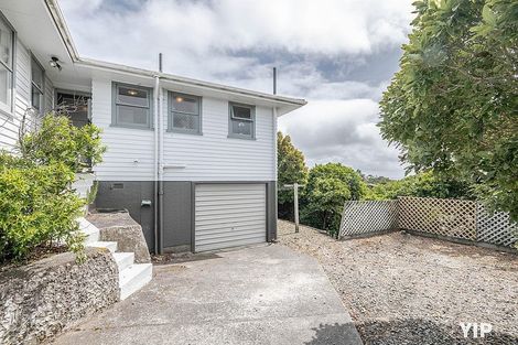 Photo of property in 11 Lenox Grove, Johnsonville, Wellington, 6037