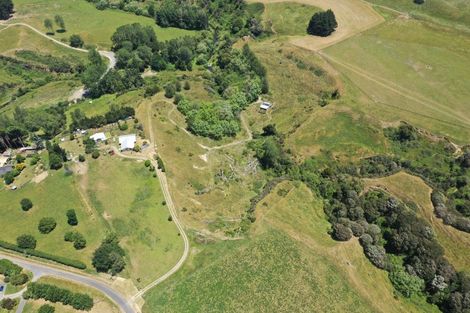 Photo of property in 400 Rakaiatai Road, Ormondville, Dannevirke, 4977