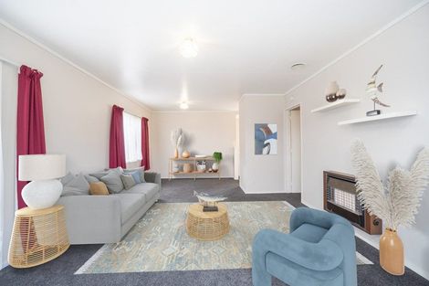 Photo of property in 25a Rosedale Crescent, Cloverlea, Palmerston North, 4412