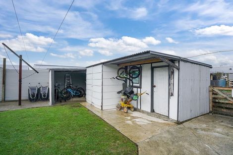 Photo of property in 273 Conyers Street, Strathern, Invercargill, 9812