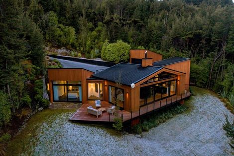 Photo of property in 18 Falcon Heights, Mount Creighton, Queenstown, 9371