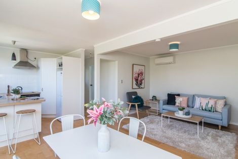 Photo of property in 1/12 Norna Crescent, Kelburn, Wellington, 6012