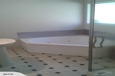 Photo of property in 35 Jackson Street, Island Bay, Wellington, 6023