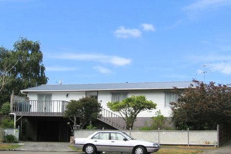 Photo of property in 18 Indiana Grove, Totara Park, Upper Hutt, 5018