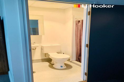 Photo of property in 5 Anzac Avenue, Dunedin Central, Dunedin, 9016