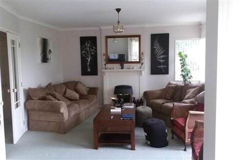 Photo of property in 10d Shelter Grove, Frankleigh Park, New Plymouth, 4310
