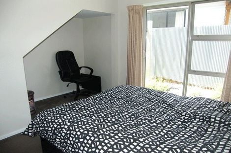 Photo of property in 2/100 Hastings Street West, Sydenham, Christchurch, 8023