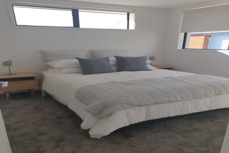 Photo of property in 1/83 Vodanovich Road, Te Atatu South, Auckland, 0610