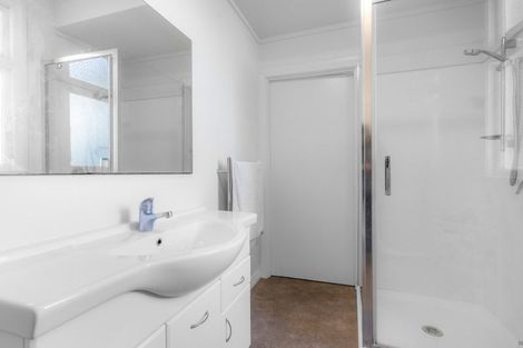 Photo of property in 27 Queen Street, Winton, 9720