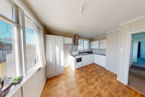 Photo of property in 33 Holland Crescent, Bulls, 4818