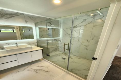 Photo of property in 32 Jabal Crescent, Totara Park, Auckland, 2105