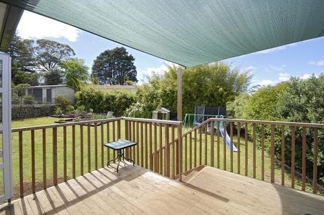 Photo of property in 3 Adams Place, Te Kamo, Whangarei, 0112