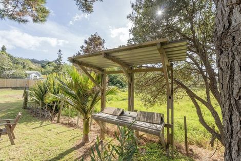 Photo of property in 5a Ocean Beach Road, Tairua, 3508