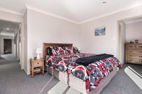 Photo of property in 16 Frye Crescent, Albert Town, Wanaka, 9305