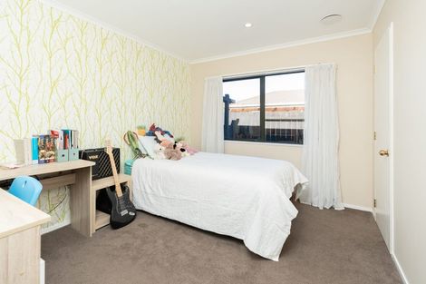 Photo of property in 20 Farringdon Avenue, Rototuna North, Hamilton, 3210