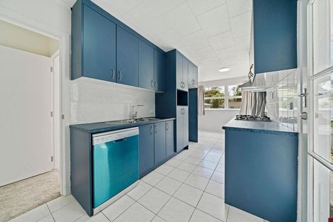 Photo of property in 69 Glen Marine Parade, Glendene, Auckland, 0602