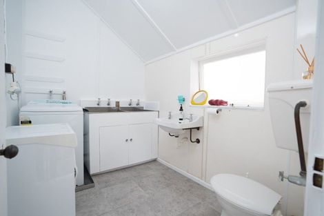 Photo of property in 10 Te Anau Avenue, Hataitai, Wellington, 6021