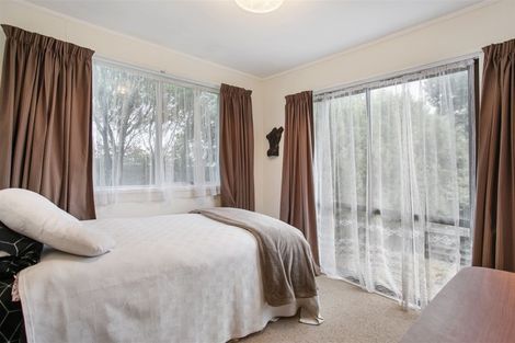 Photo of property in 12 Crispian Place, Weymouth, Auckland, 2103