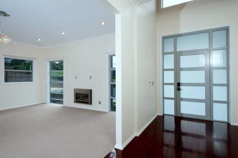 Photo of property in 44 Borneo Drive, Fairview Heights, Auckland, 0632