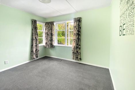 Photo of property in 3 Montgomery Avenue, Karori, Wellington, 6012