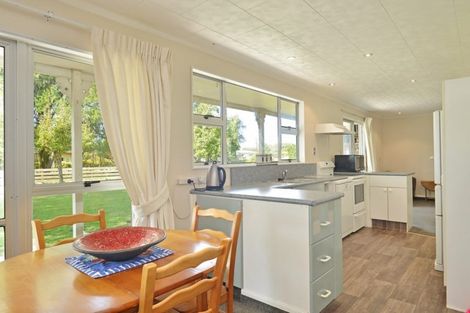 Photo of property in 9a Moreton Road, Carterton, 5713