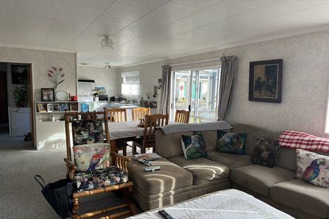 Photo of property in 53 King Edward Street, Eltham, 4322