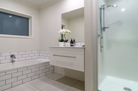 Photo of property in 48 Falcon Drive, Welcome Bay, Tauranga, 3112