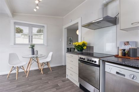 Photo of property in 36 Victoria Street, Masterton, 5810