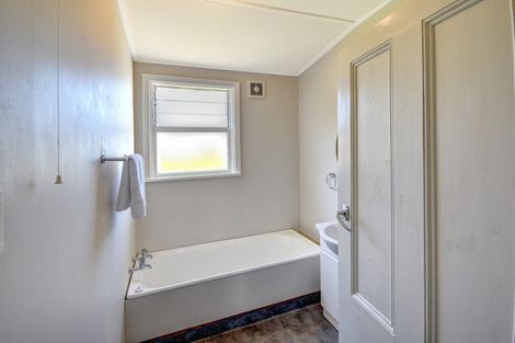 Photo of property in 12 Fortune Street, Dalmore, Dunedin, 9010