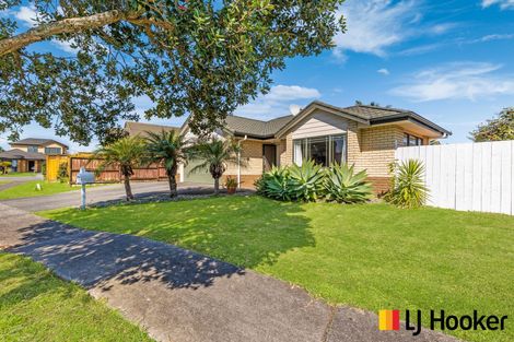 Photo of property in 4 Croftview Road, Wattle Downs, Auckland, 2103