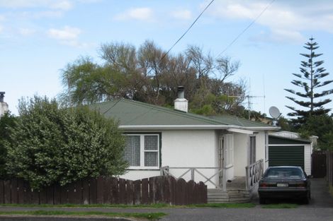 Photo of property in 197 Puriri Street, Castlecliff, Whanganui, 4501
