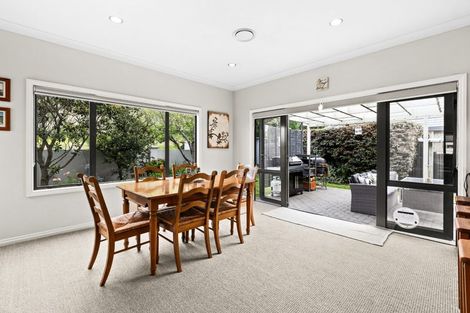 Photo of property in 1 Pinotage Drive, Greenmeadows, Napier, 4112