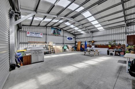 Photo of property in 1491 Eltham Road, Kaponga, Hawera, 4679