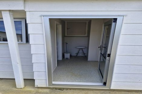 Photo of property in 1/25 Mahara Avenue, Birkenhead, Auckland, 0626