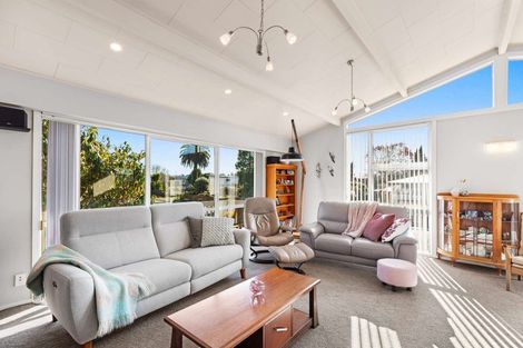 Photo of property in 12 Kennedy Drive, Levin, 5510