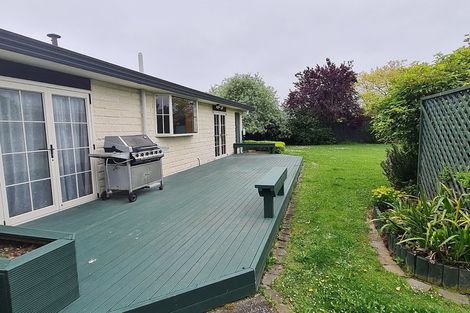 Photo of property in 12 Autumn Place, Mairehau, Christchurch, 8052