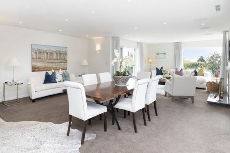 Photo of property in 249 Point View Drive, Dannemora, Auckland, 2016