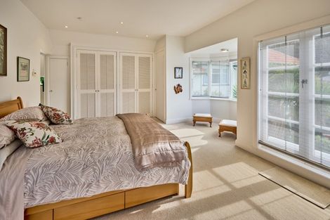 Photo of property in 412 Evans Bay Parade, Hataitai, Wellington, 6021