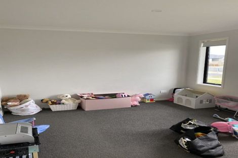 Photo of property in 4 Komata Crescent, Papamoa Beach, Papamoa, 3118