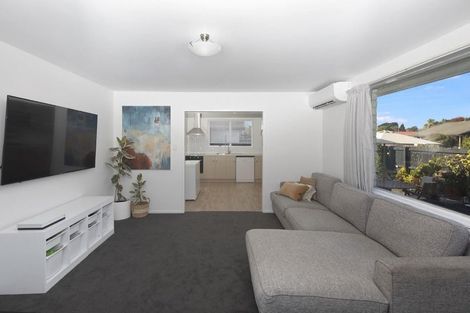 Photo of property in 1/49 Kuaka Crescent, Bromley, Christchurch, 8062