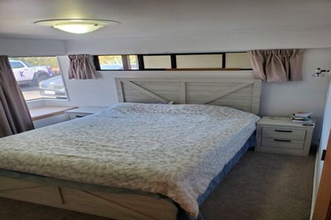 Photo of property in 87 Brian Crescent, Stanmore Bay, Whangaparaoa, 0932