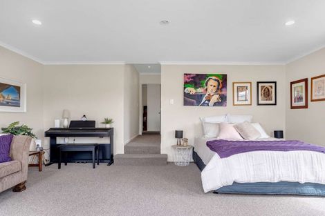 Photo of property in 18 Pacific Place, Whitianga, 3510