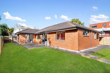 Photo of property in 113a Titirangi Road, New Lynn, Auckland, 0600