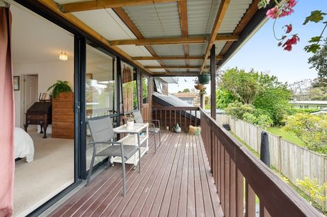 Photo of property in 91 Meadway, Sunnyhills, Auckland, 2010
