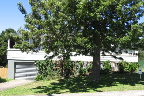 Photo of property in 31 Taurus Crescent, Beach Haven, Auckland, 0626