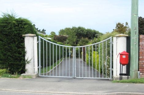 Photo of property in 71 Taylors Mistake Road, Scarborough, Christchurch, 8081